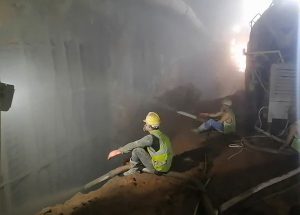 隧道專用雙噴頭濕噴機施工現(xiàn)場